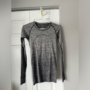 Lululemon Swiftly Tech Hip Length Long Sleeve